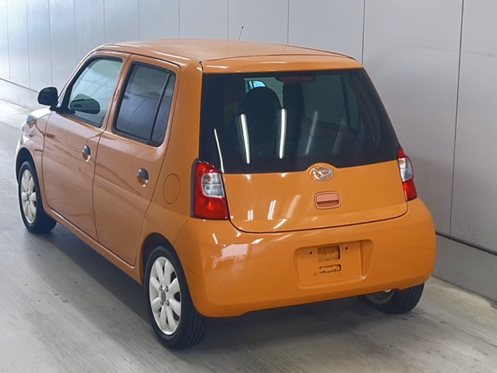 DAIHATSU ESSE