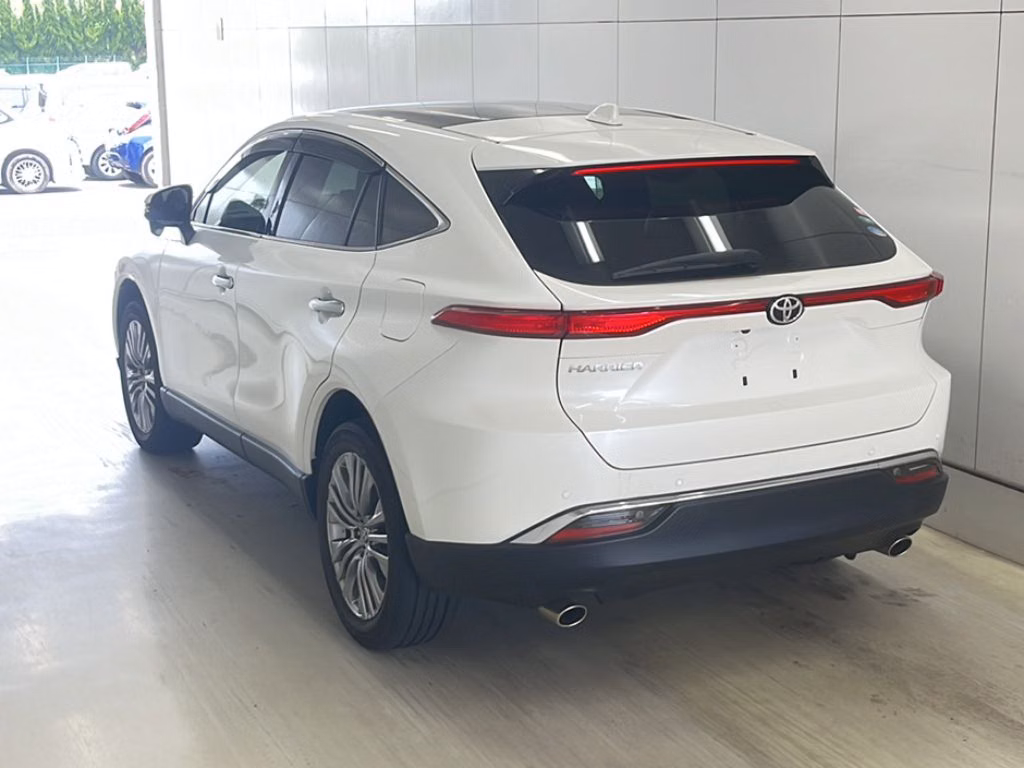 TOYOTA HARRIER