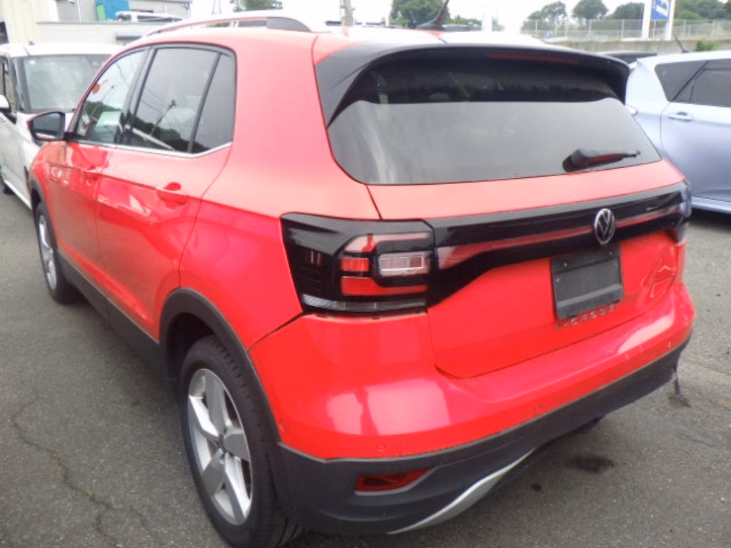 VOLKSWAGEN T-CROSS