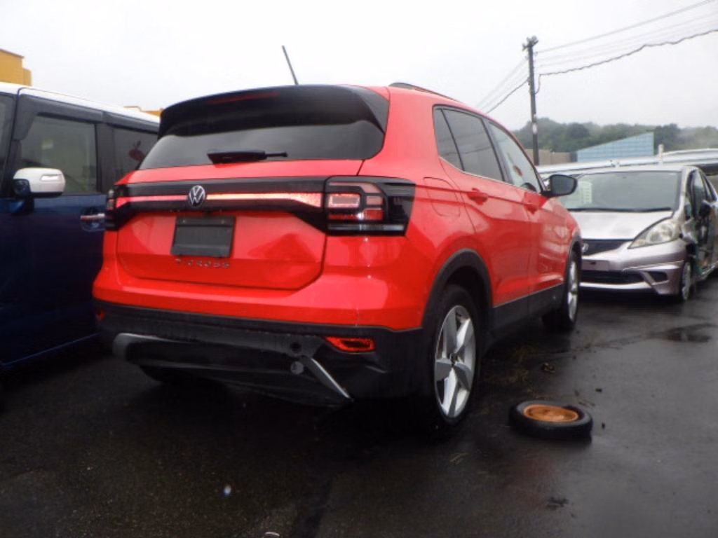 VOLKSWAGEN T-CROSS