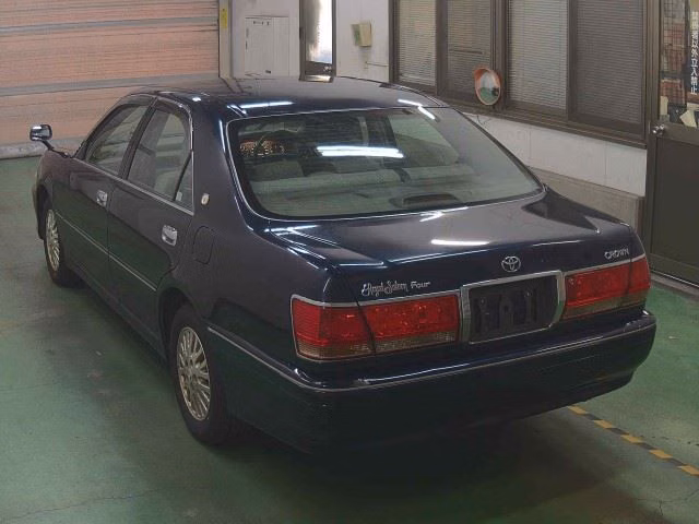 TOYOTA CROWN