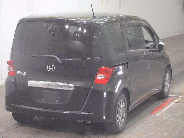HONDA FREED