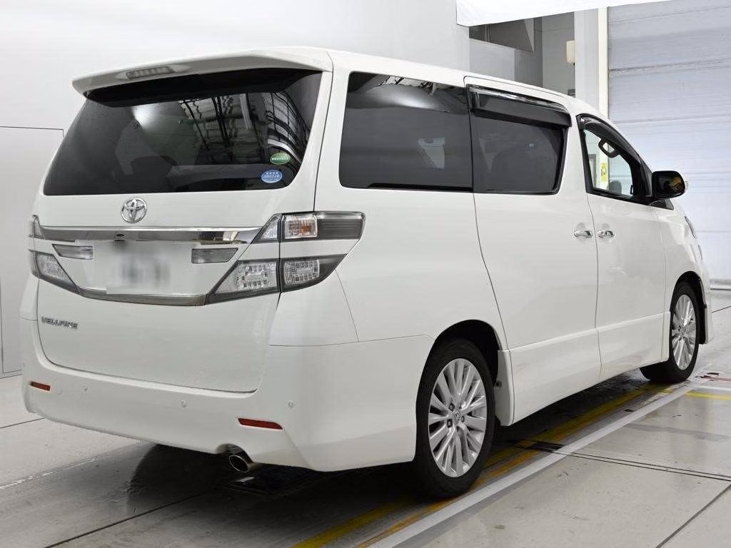 TOYOTA VELLFIRE