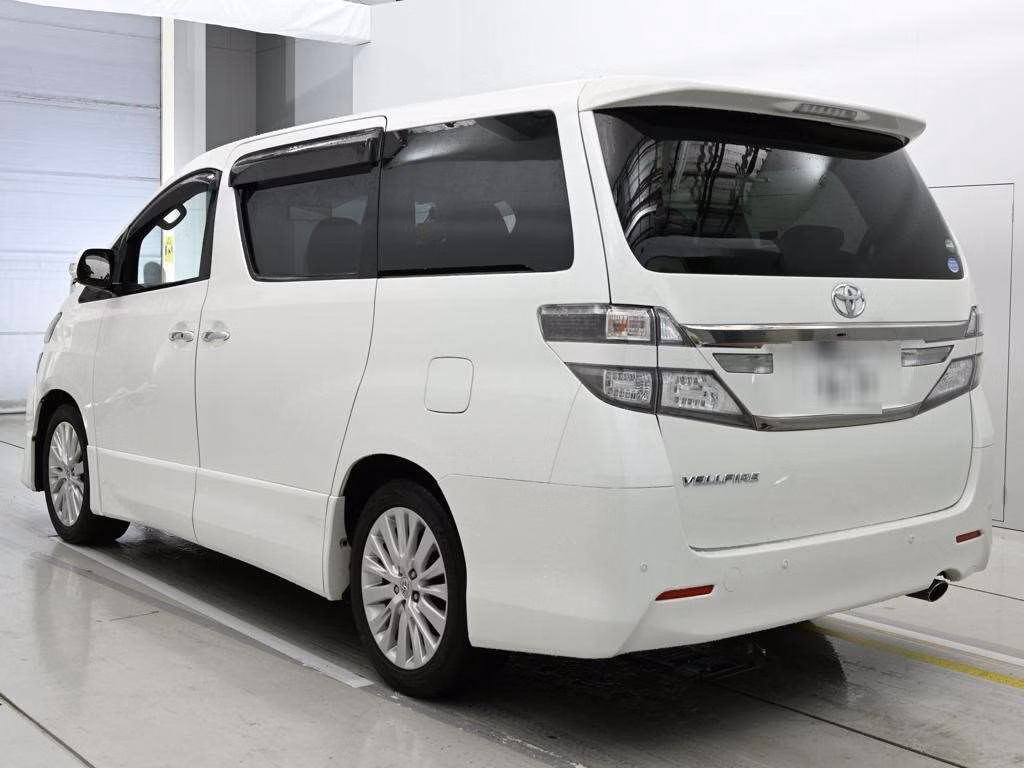 TOYOTA VELLFIRE