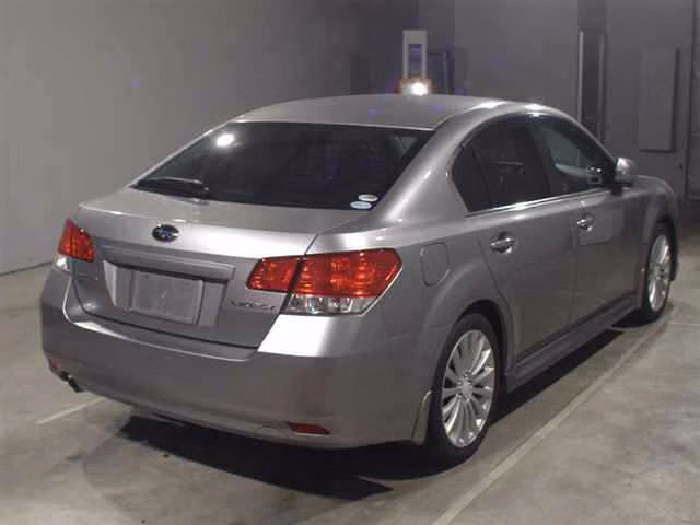 SUBARU LEGACY B4