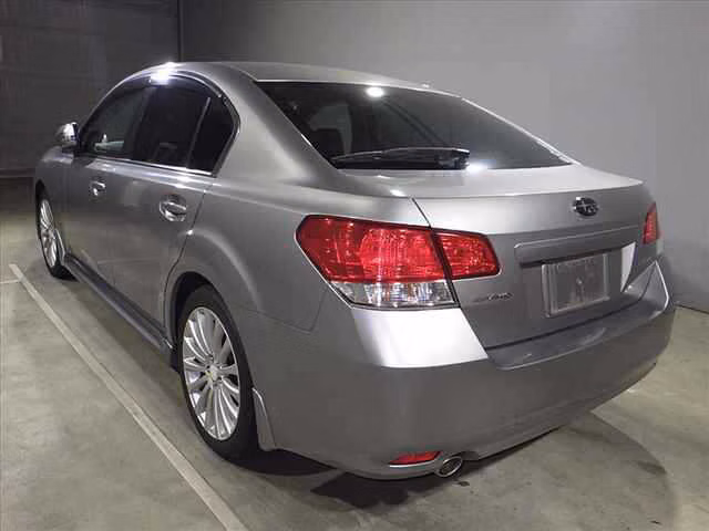 SUBARU LEGACY B4