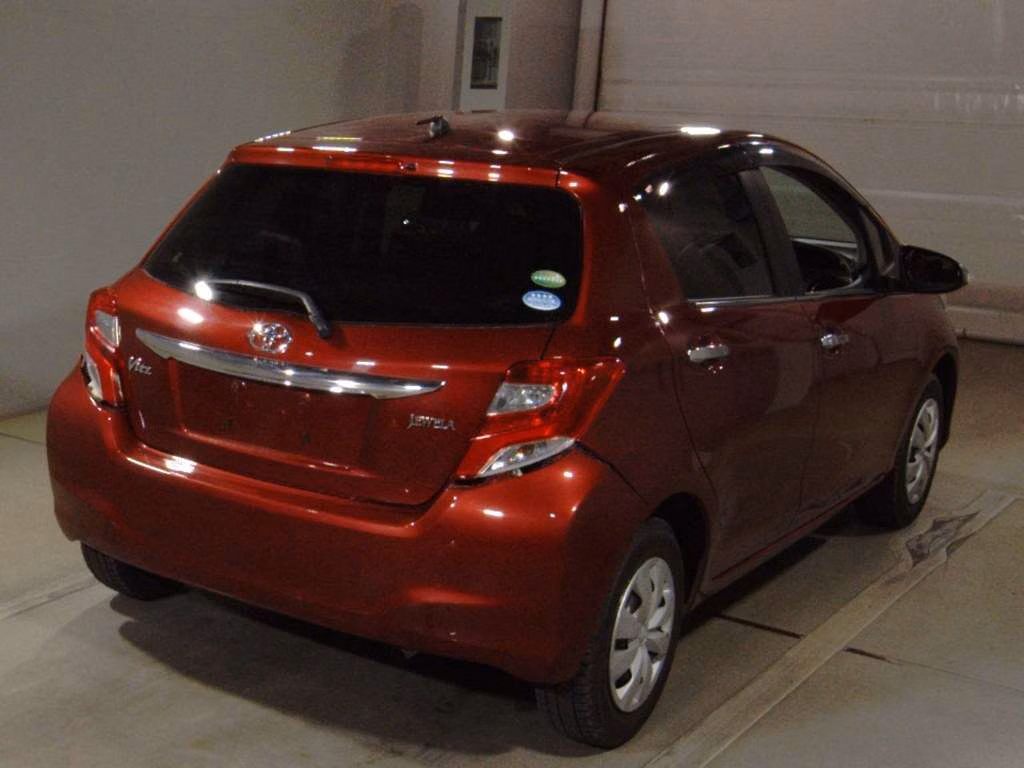 TOYOTA VITZ