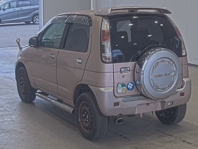 DAIHATSU TERIOS KID