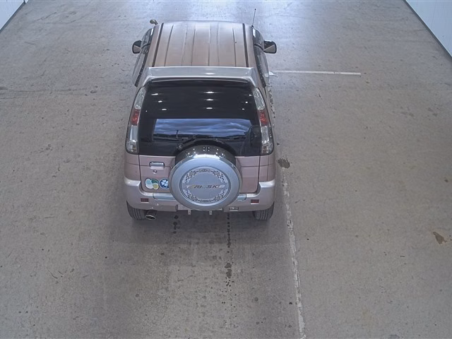 DAIHATSU TERIOS KID