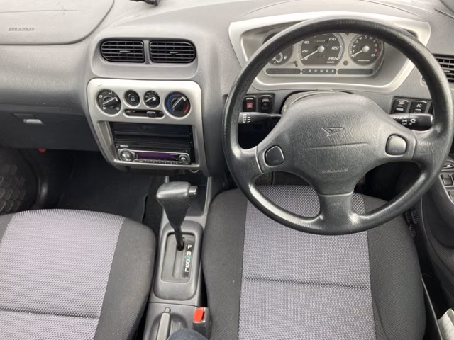DAIHATSU TERIOS KID