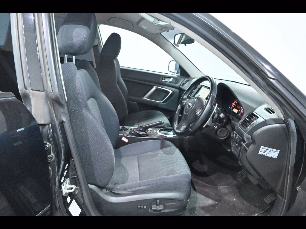 SUBARU LEGACY