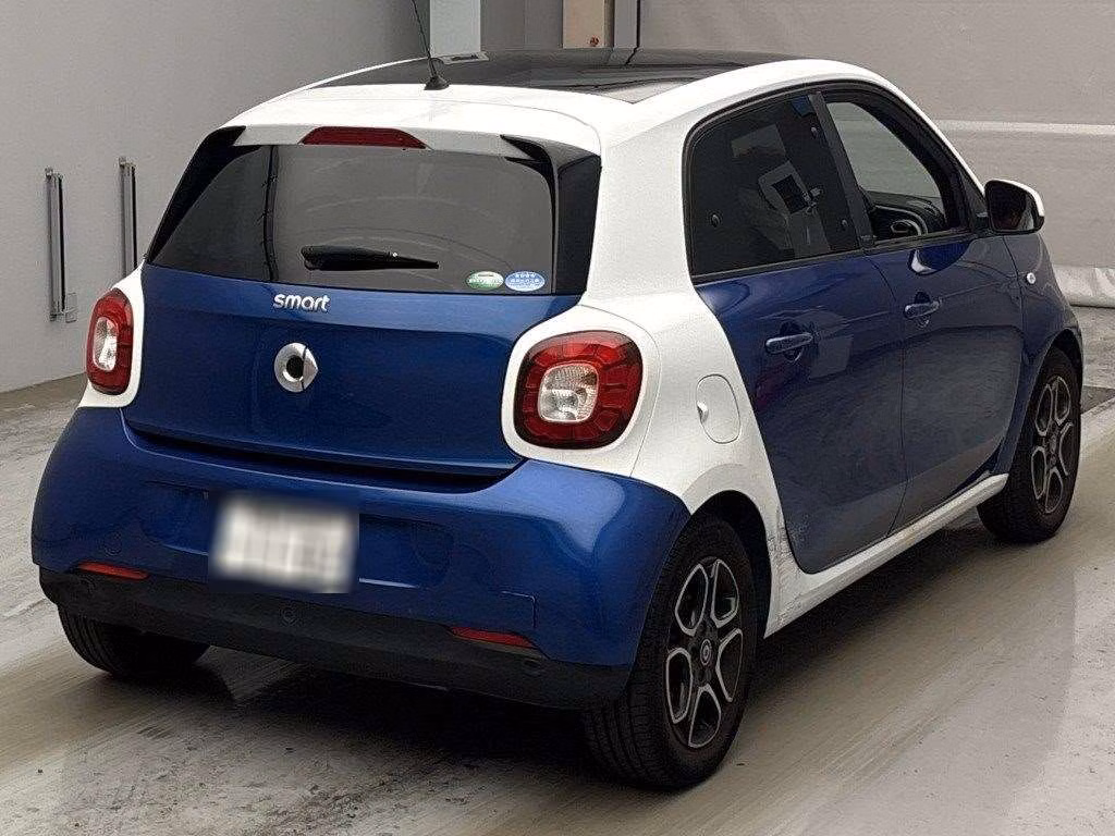 SMART FORFOUR