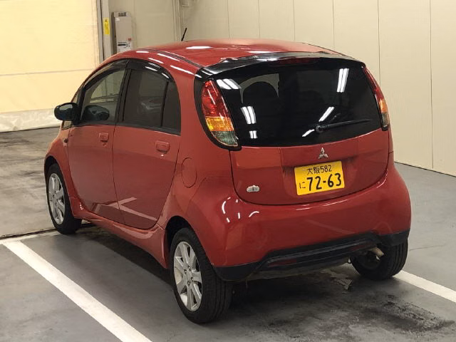 MITSUBISHI I