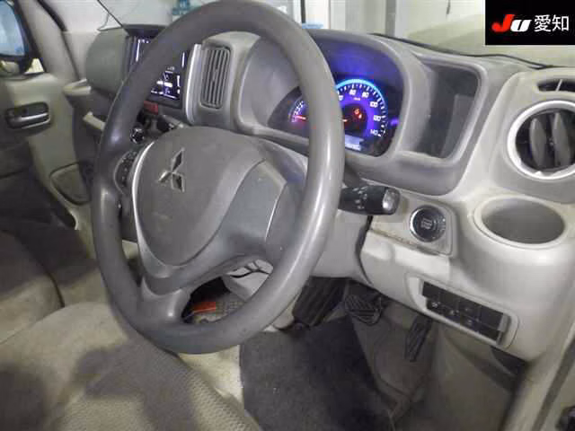 MITSUBISHI TOWN BOX