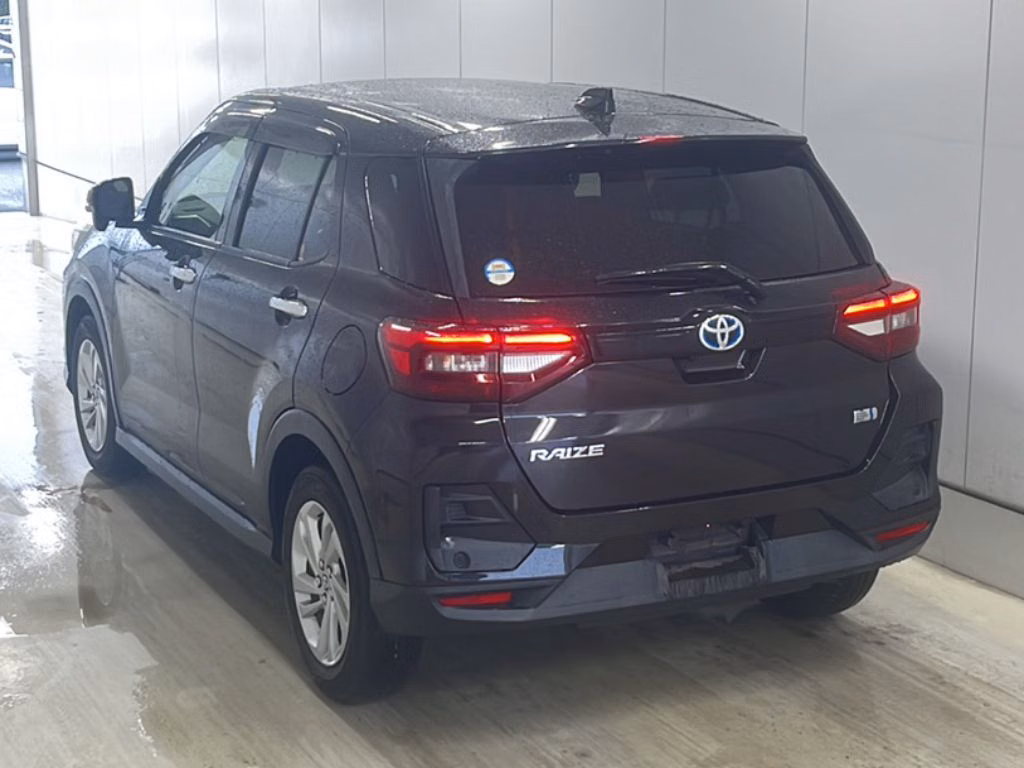 TOYOTA RAIZE