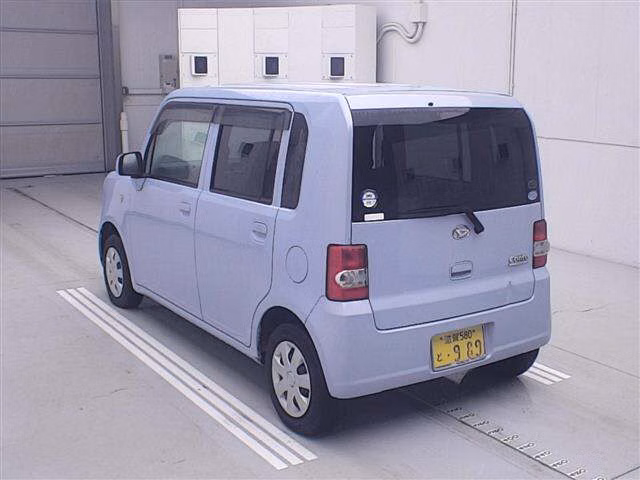 DAIHATSU MOVE CONTE