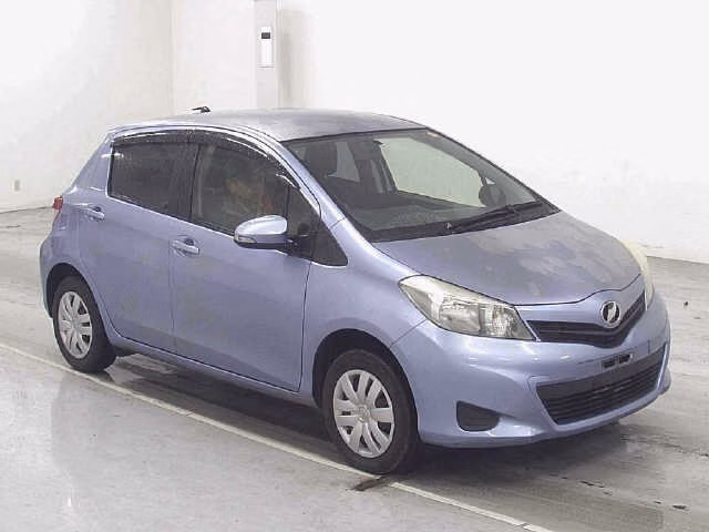 TOYOTA VITZ