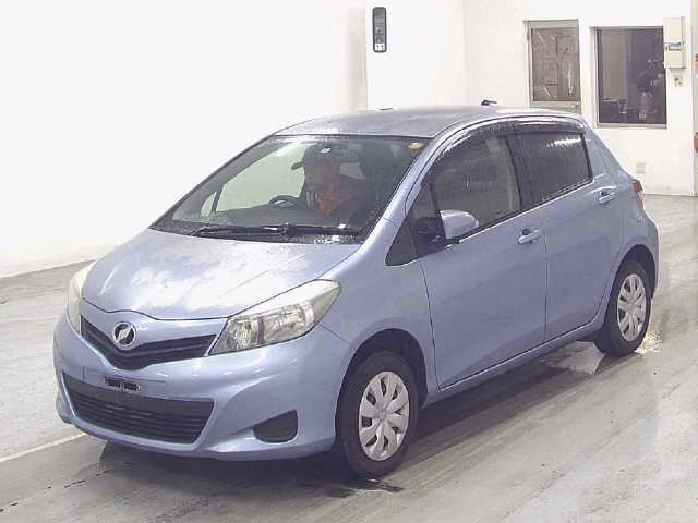 TOYOTA VITZ