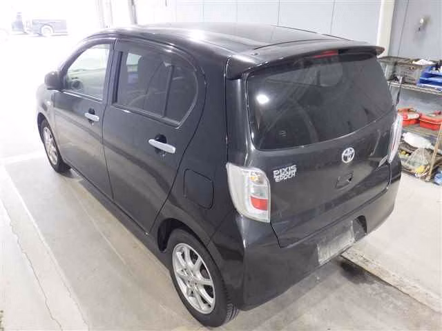 TOYOTA PIXIS EPOCH
