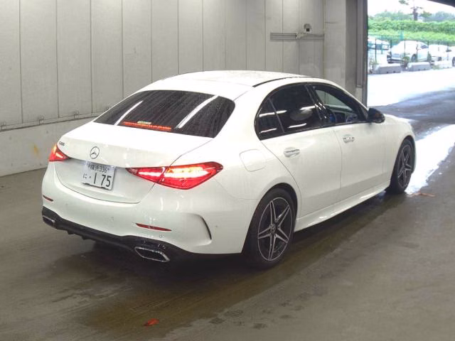 MERCEDES-BENZ C-CLASS