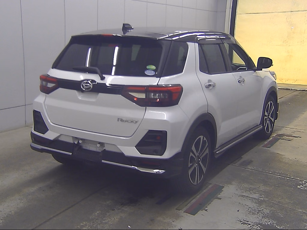 DAIHATSU ROCKY