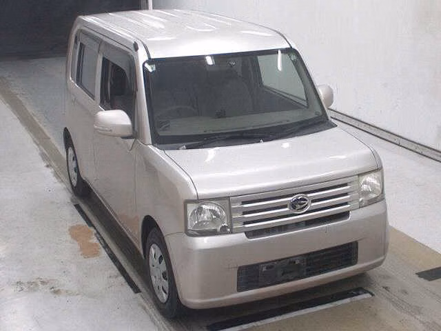 DAIHATSU MOVE CONTE