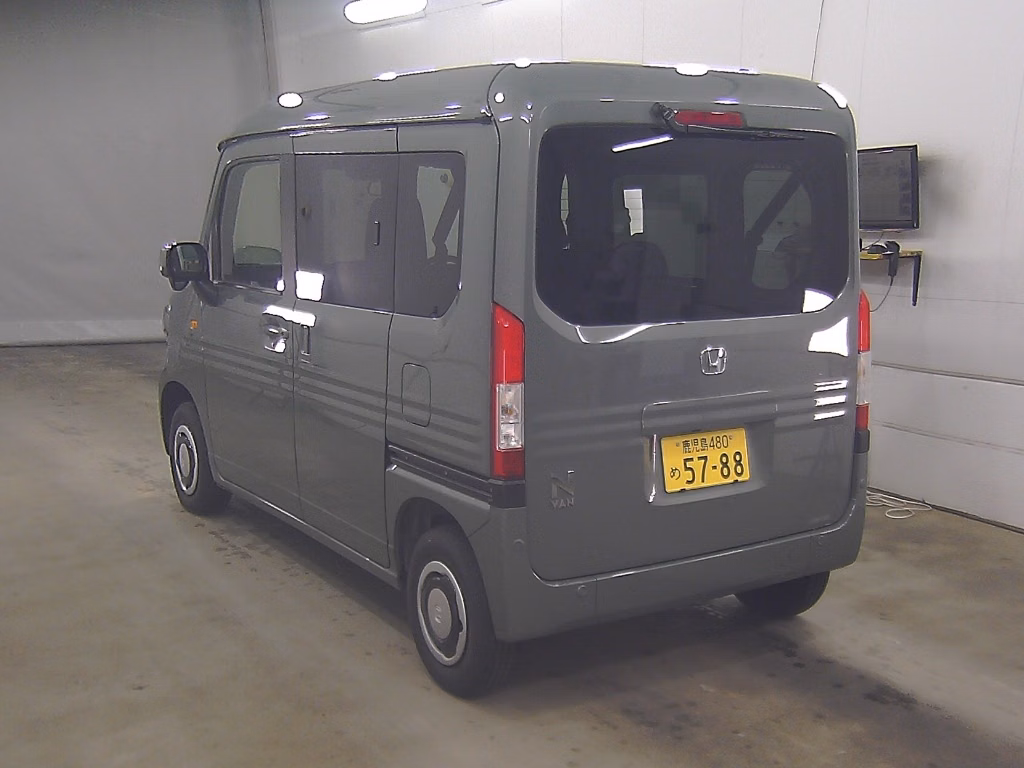 HONDA N-VAN
