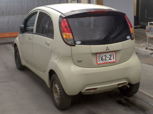 MITSUBISHI I