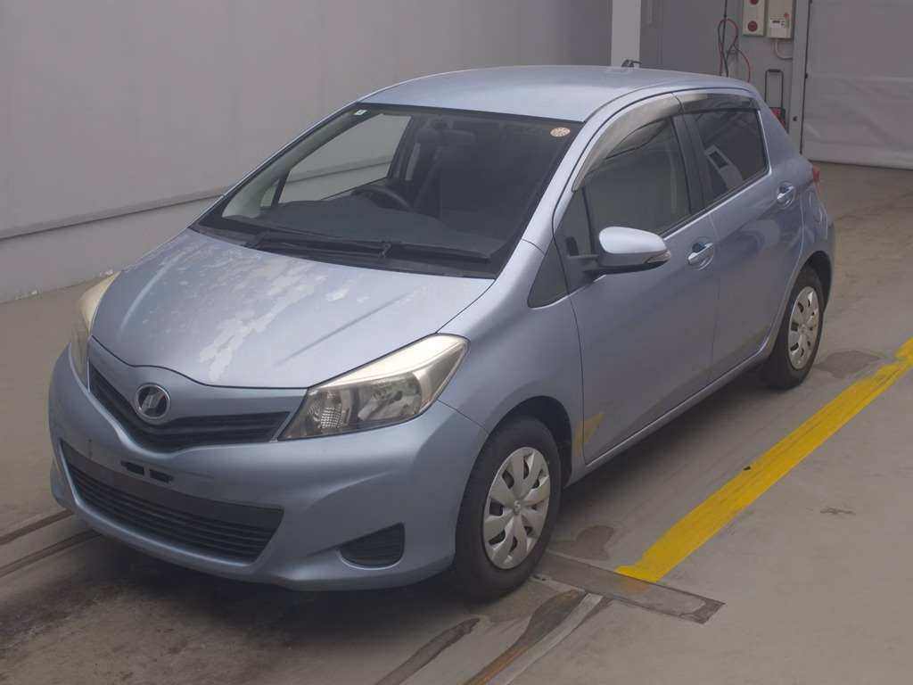 TOYOTA VITZ