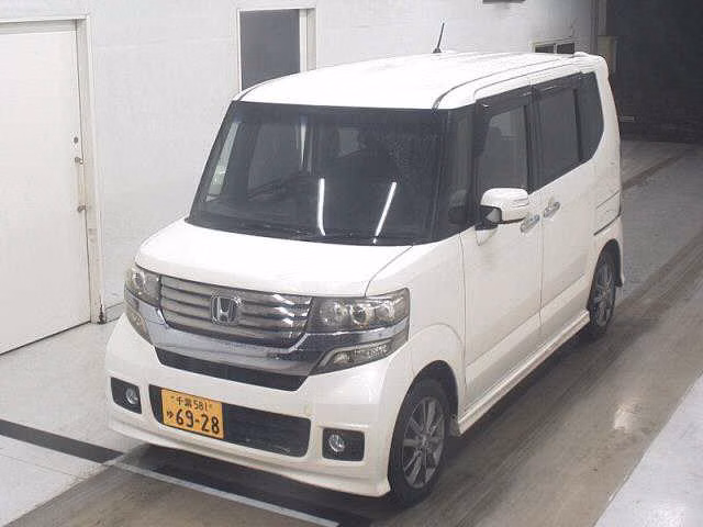 HONDA N-BOX
