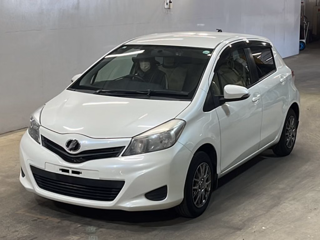TOYOTA VITZ