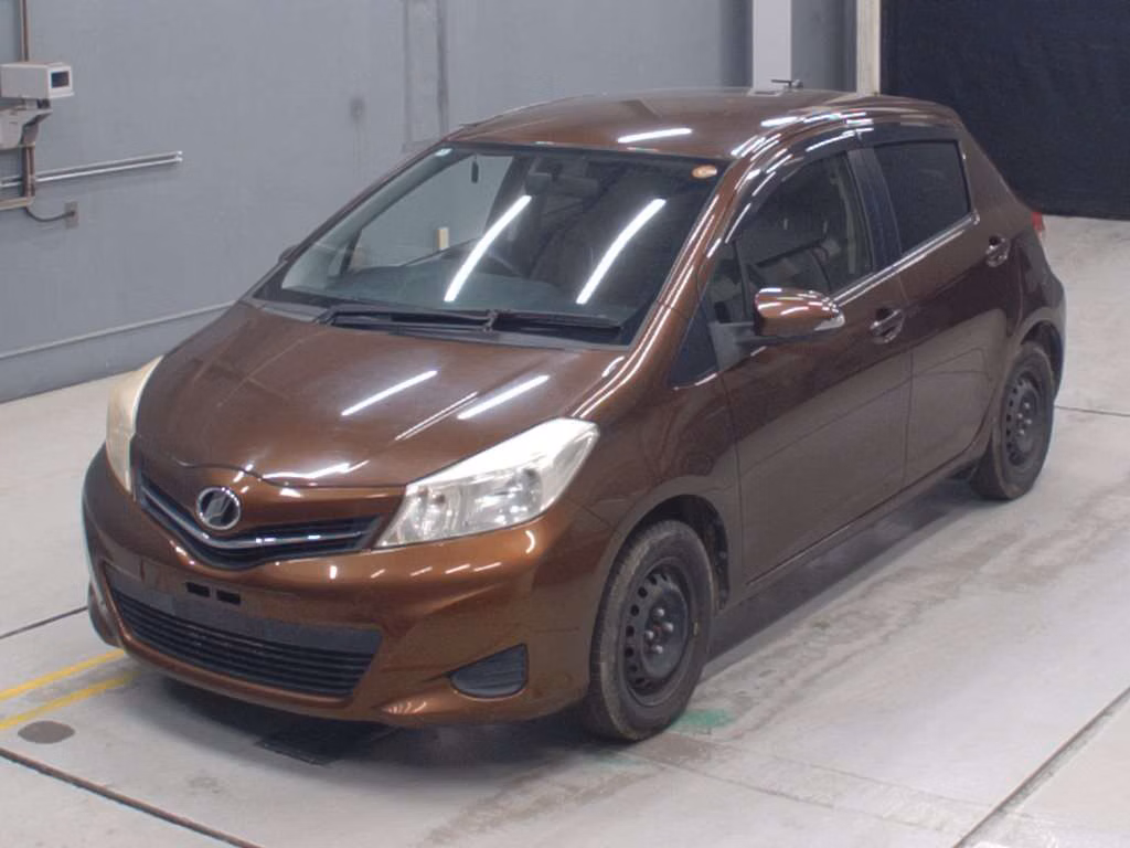 TOYOTA VITZ