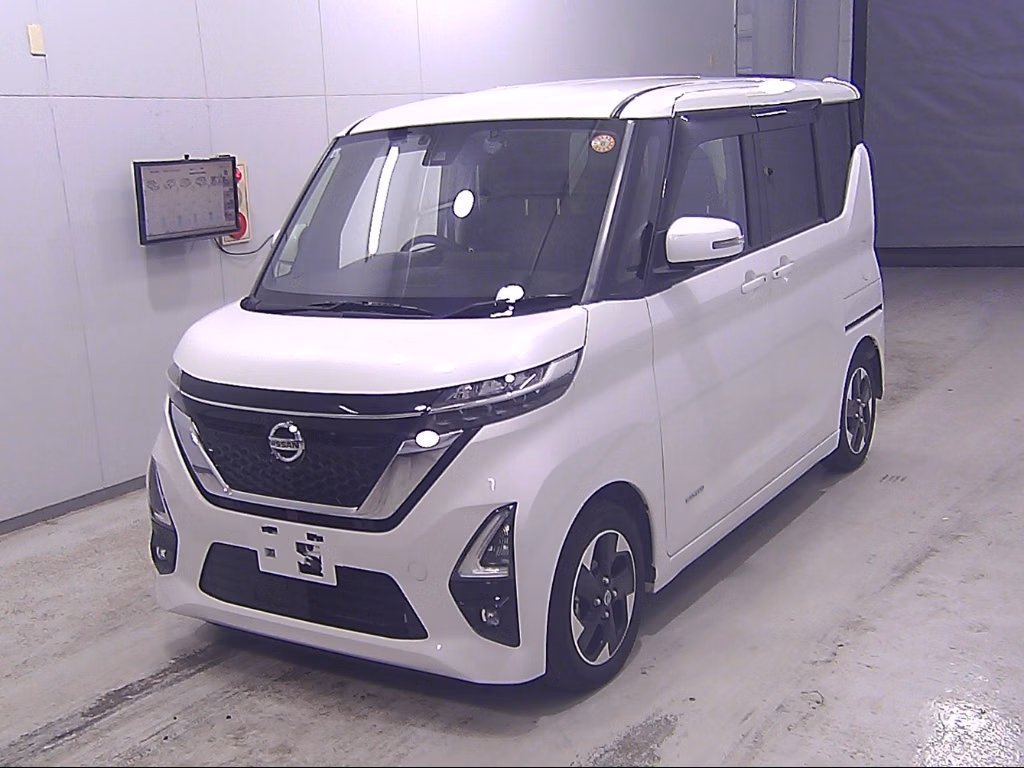 NISSAN ROOX