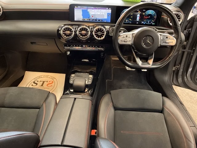 MERCEDES-BENZ CLA-CLASS