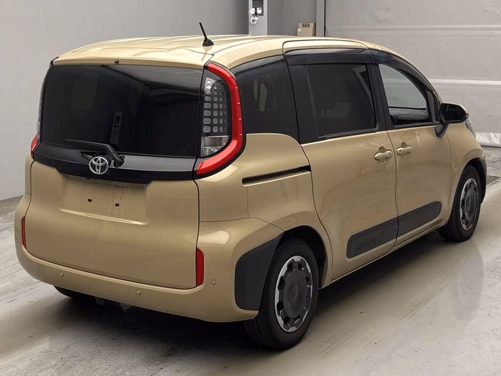 TOYOTA SIENTA