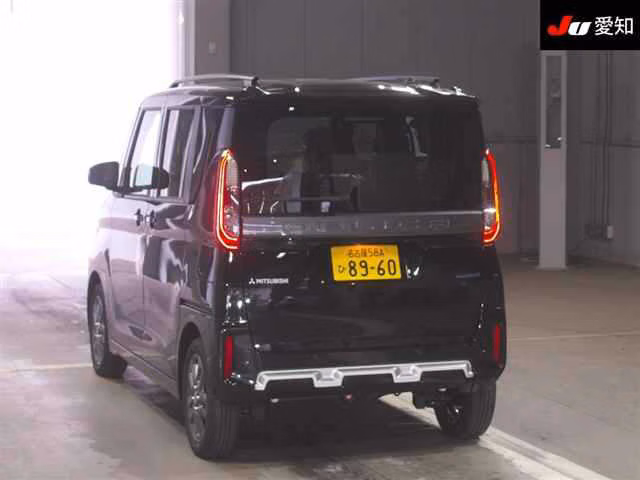 MITSUBISHI DELICA MINI