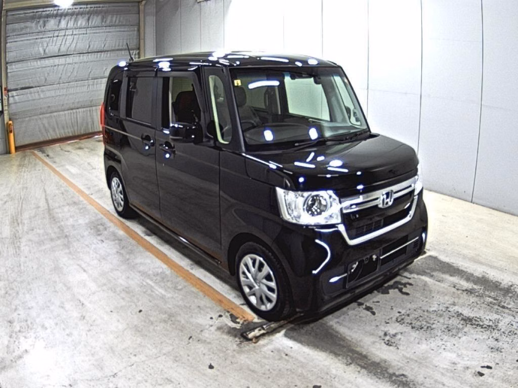 HONDA N-BOX
