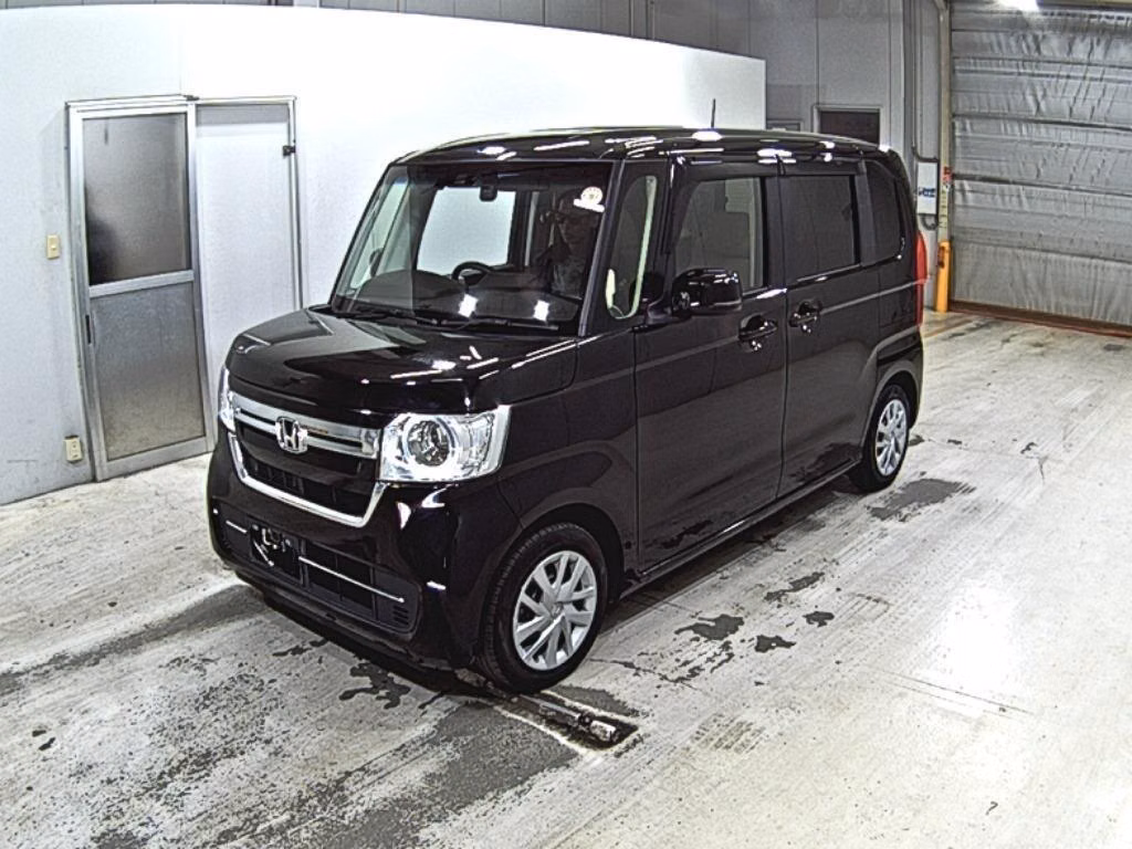 HONDA N-BOX