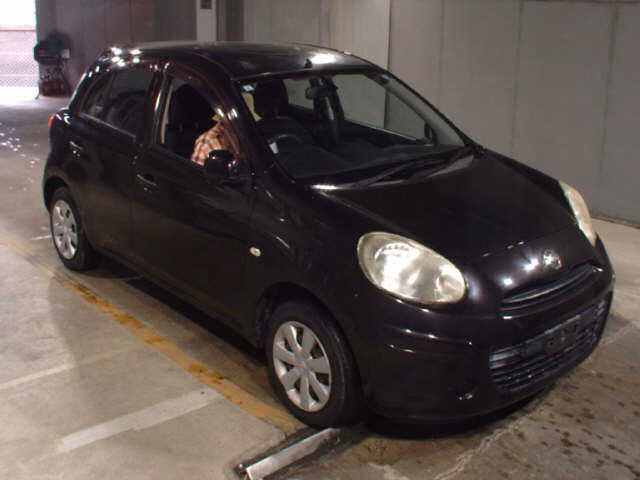 Nissan March