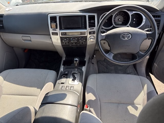 TOYOTA HILUX SURF