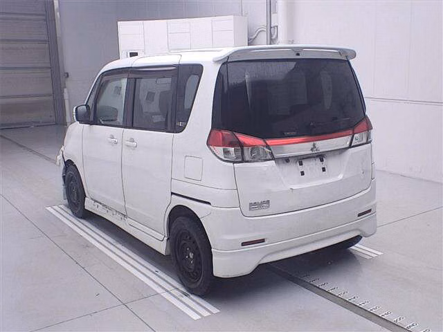 MITSUBISHI DELICA D:2
