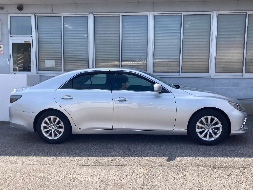 TOYOTA MARK X