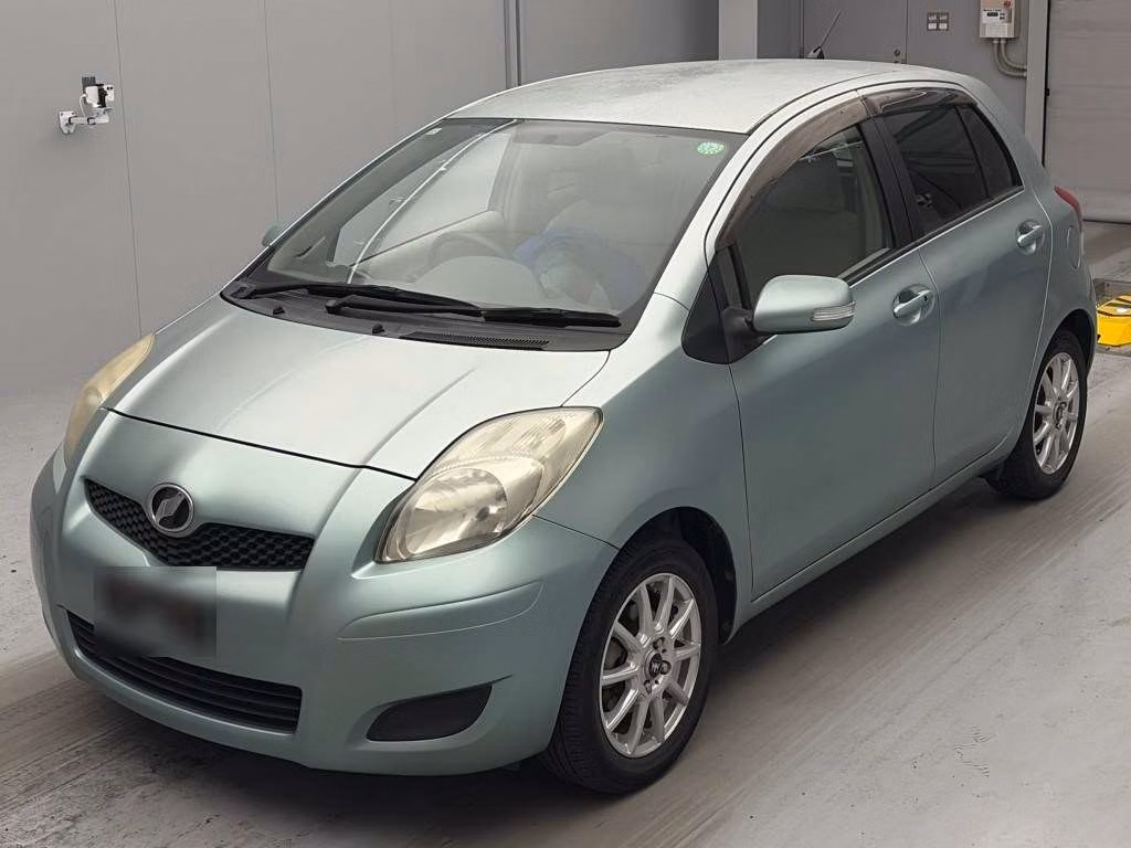 TOYOTA VITZ