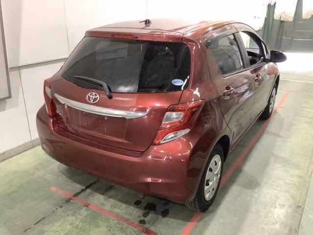 TOYOTA VITZ