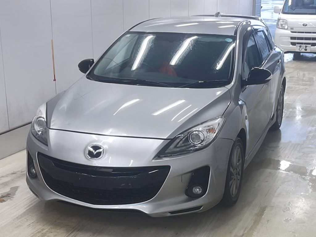 MAZDA AXELA