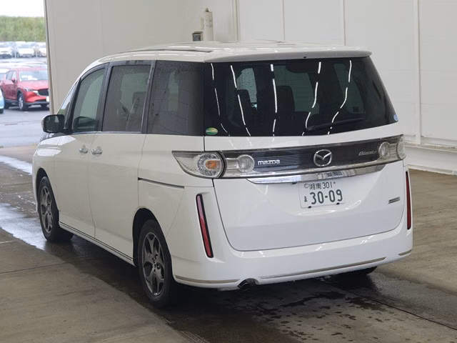 MAZDA BIANTE