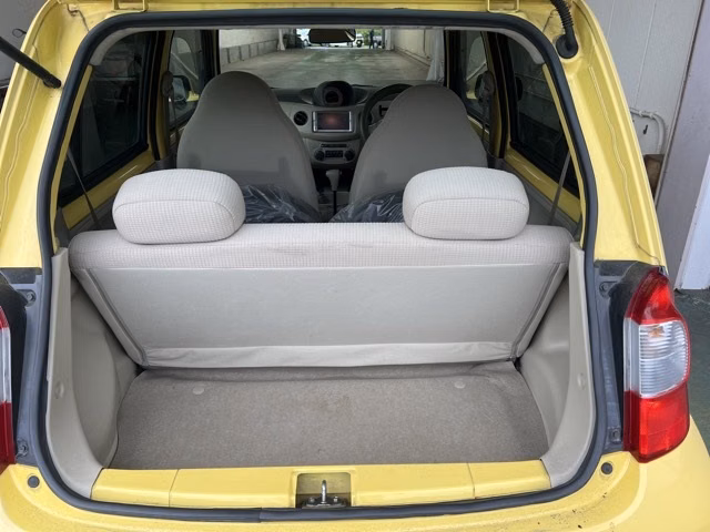 DAIHATSU ESSE