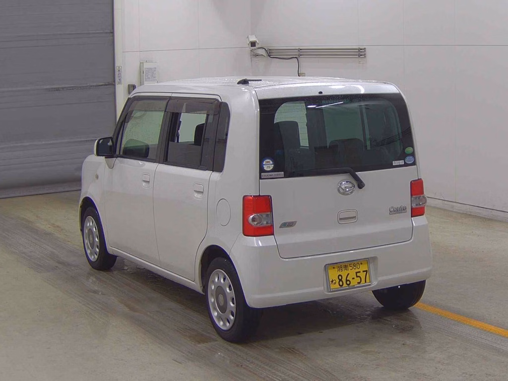 DAIHATSU MOVE CONTE
