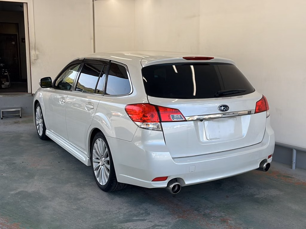 SUBARU LEGACY