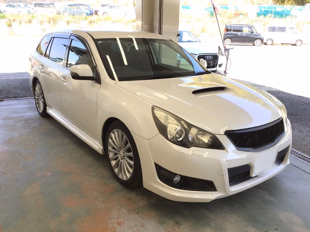 SUBARU LEGACY